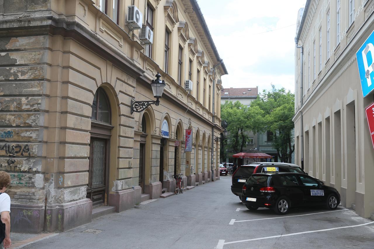Apartman Centar 2 Subotica Eksteriør billede
